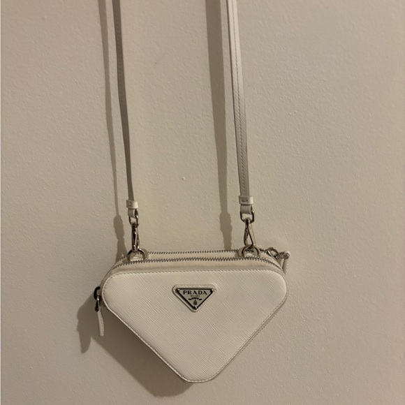 PRADA mini bag! - Picture 3 of 6